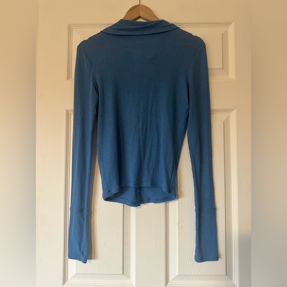 Urban Outfitters Out From Under Cardigan, Size Medium - Picture 6 of 9